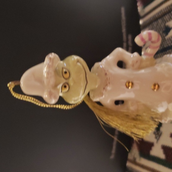 CHRISTMAS GRINCH ORNAMENT - Picture 3 of 12